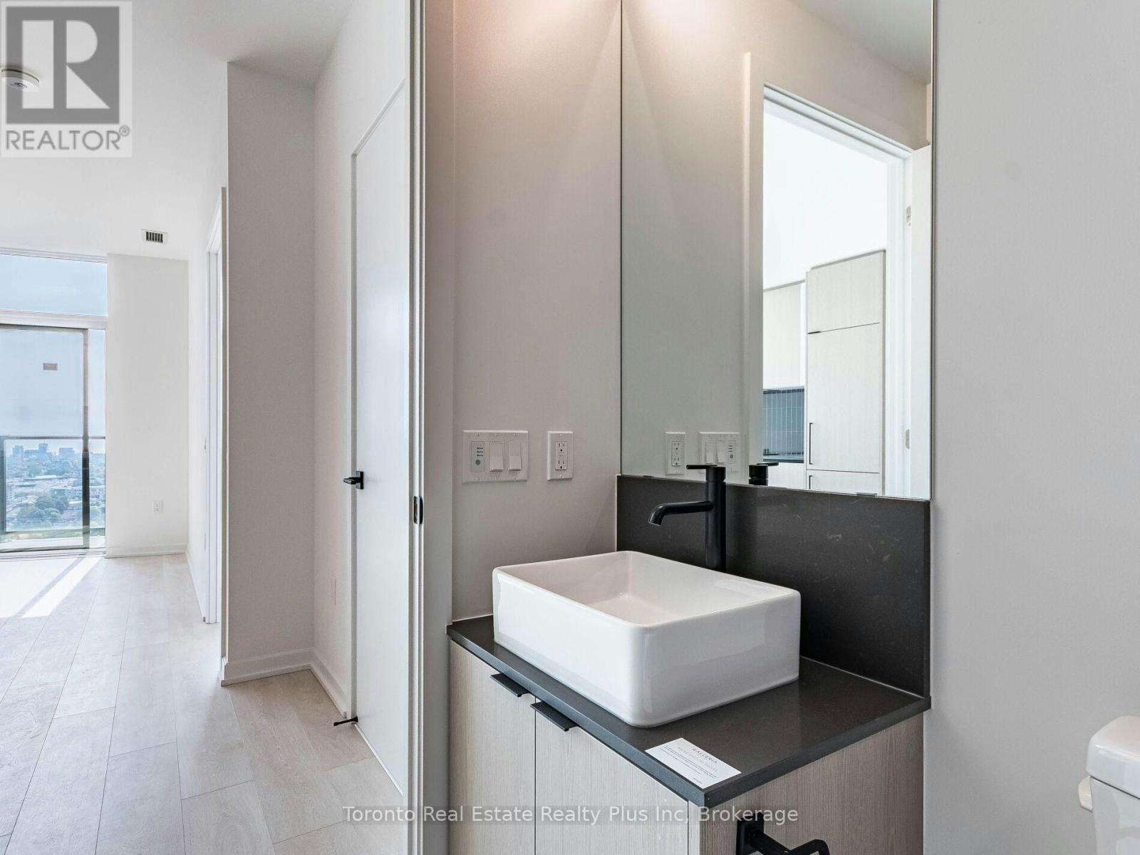 2411-10 Graphophone Grove, Toronto, ON, M6H 0E5 - 23