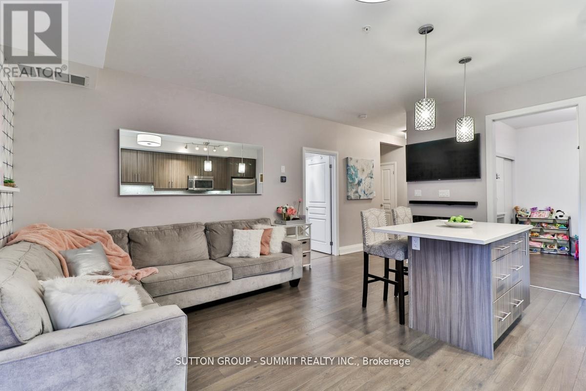 124-128 Garden Drive, Oakville, ON, L6K 2W5 - 4