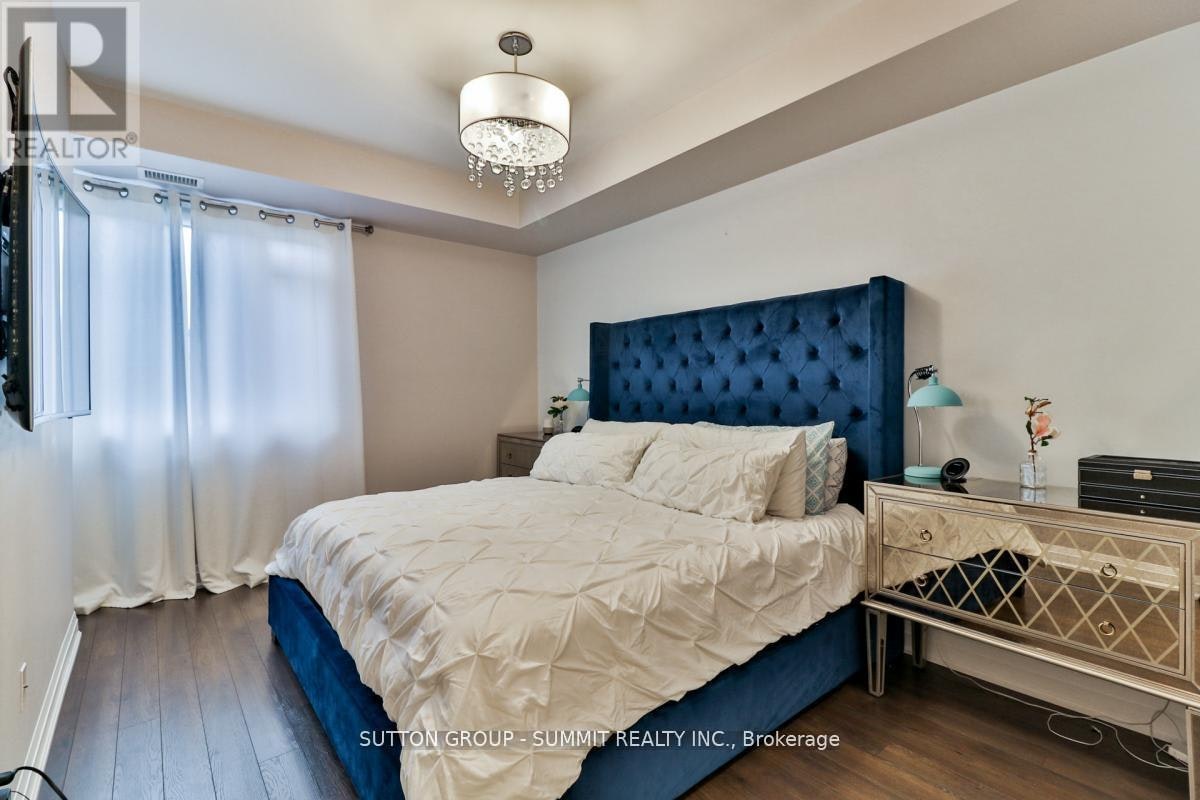 124-128 Garden Drive, Oakville, ON, L6K 2W5 - 12