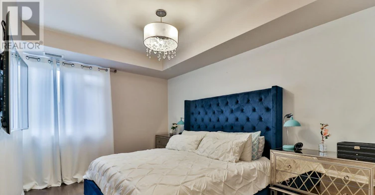 124-128 Garden Drive, Oakville, ON, L6K 2W5 - 12