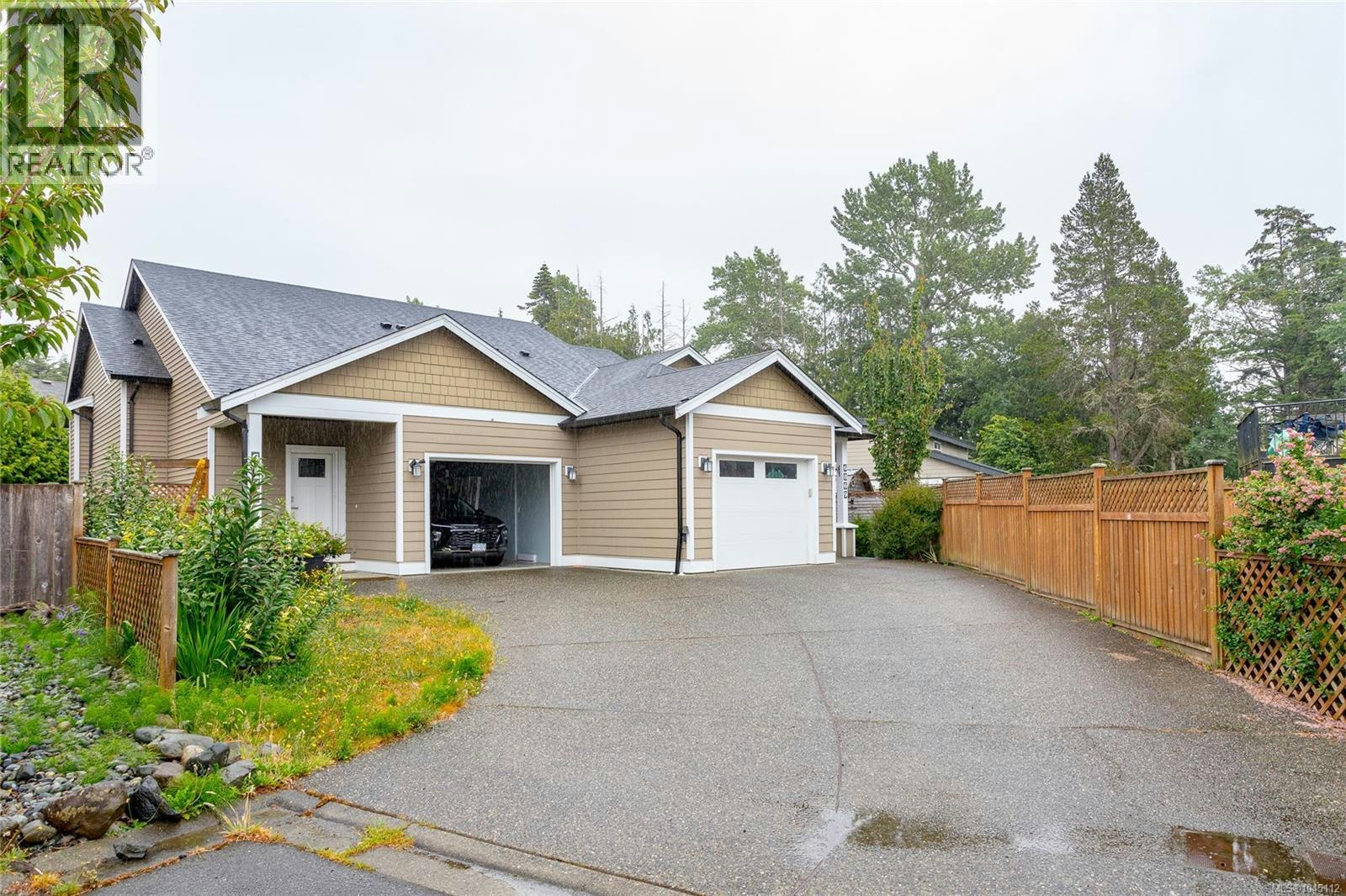 6869 Laura's Lane, Sooke, BC, V9Z 0P8