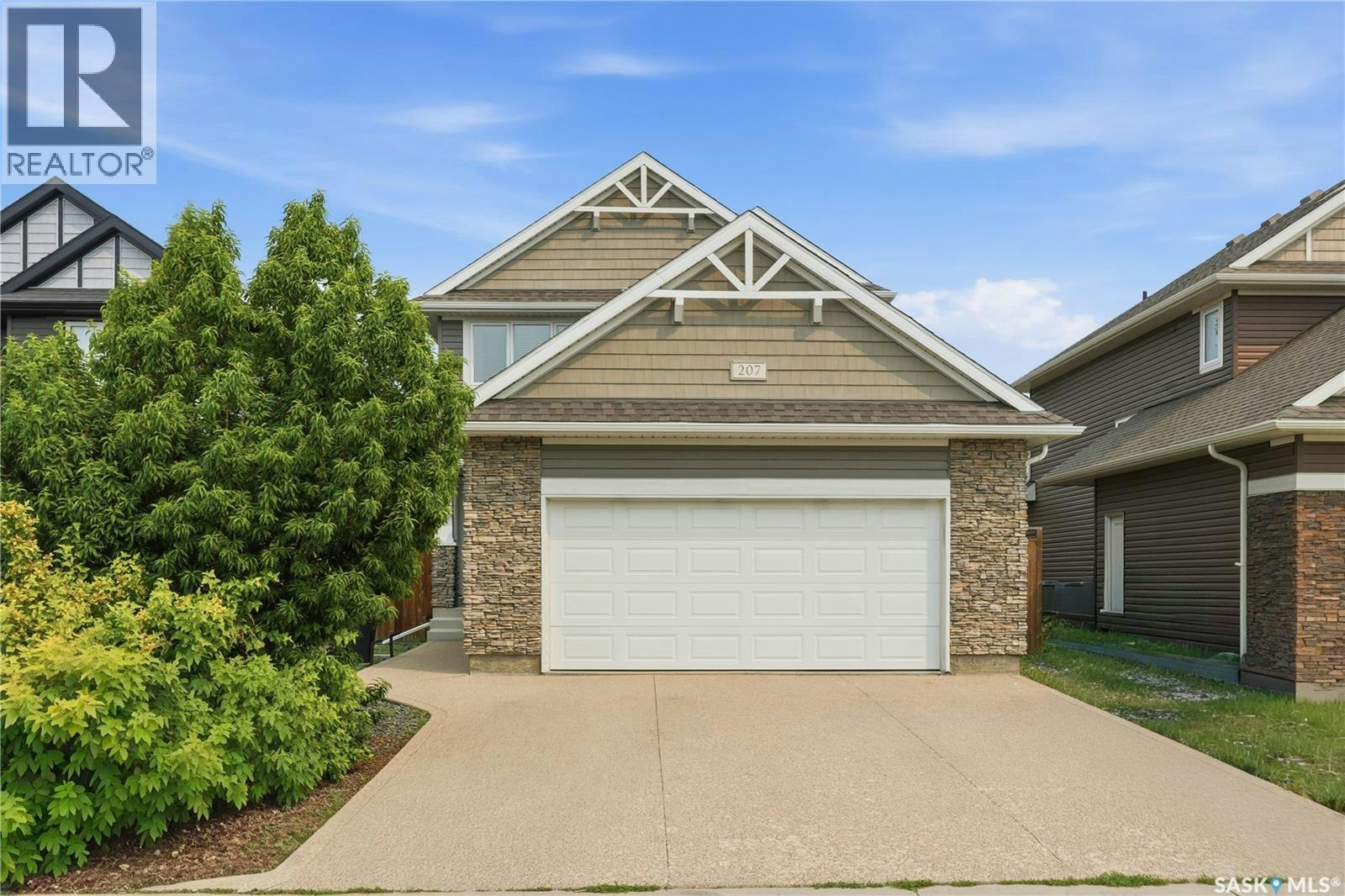 207 Kolynchuk Manor, Saskatoon, SK, S7T 0W4