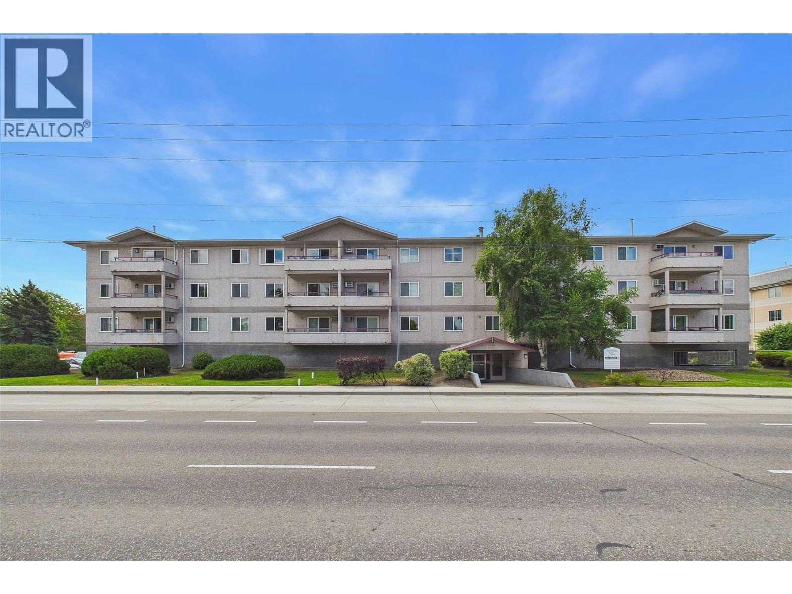 303-993 Klo Road, Kelowna, BC, V4T 2M3