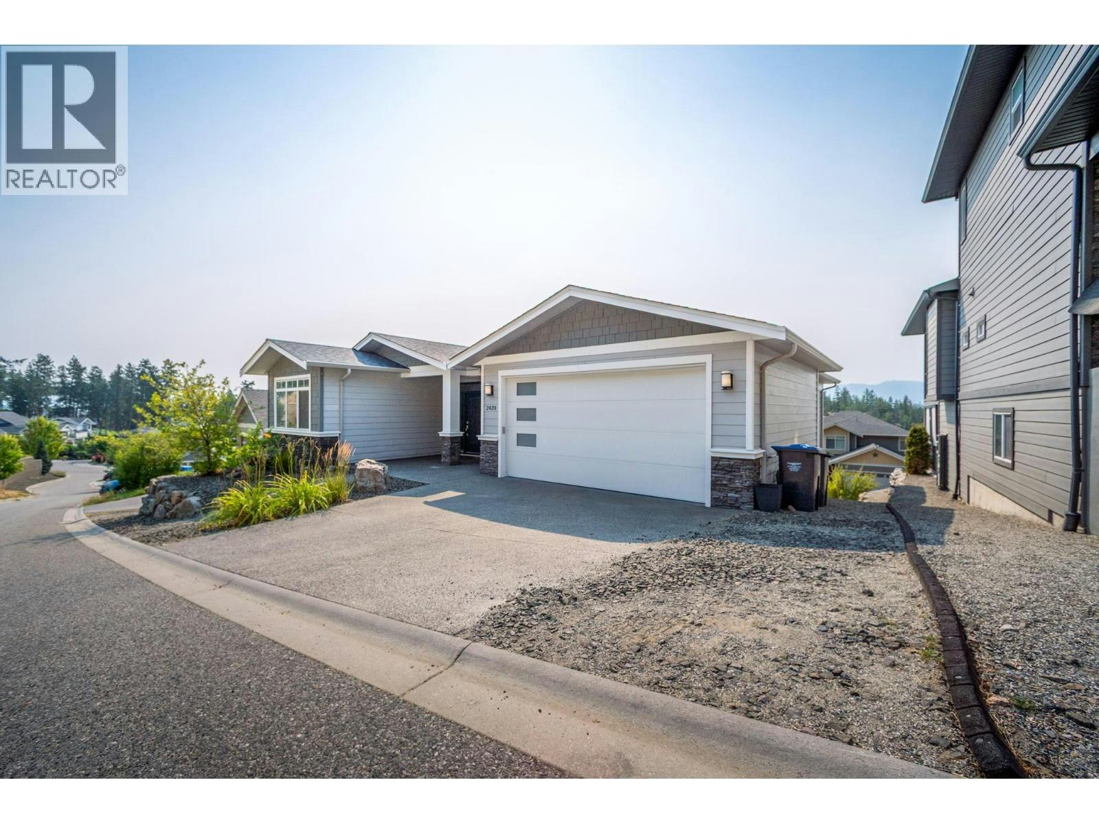 2420 Tallus Heights Drive, West Kelowna, BC, V4T 3M2