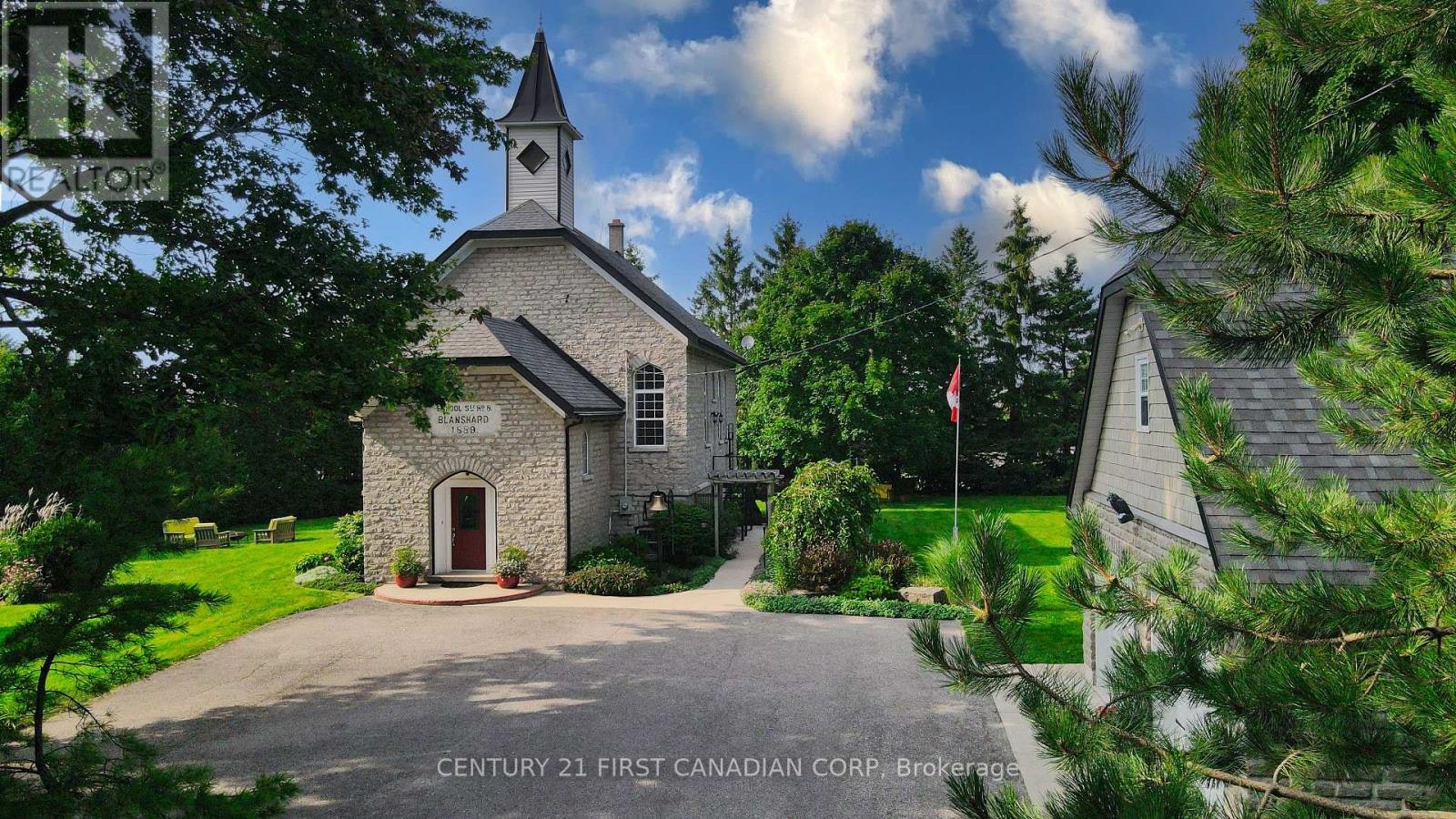 1772 Perth 139 Road Road, Perth South, ON, N4X 1C8