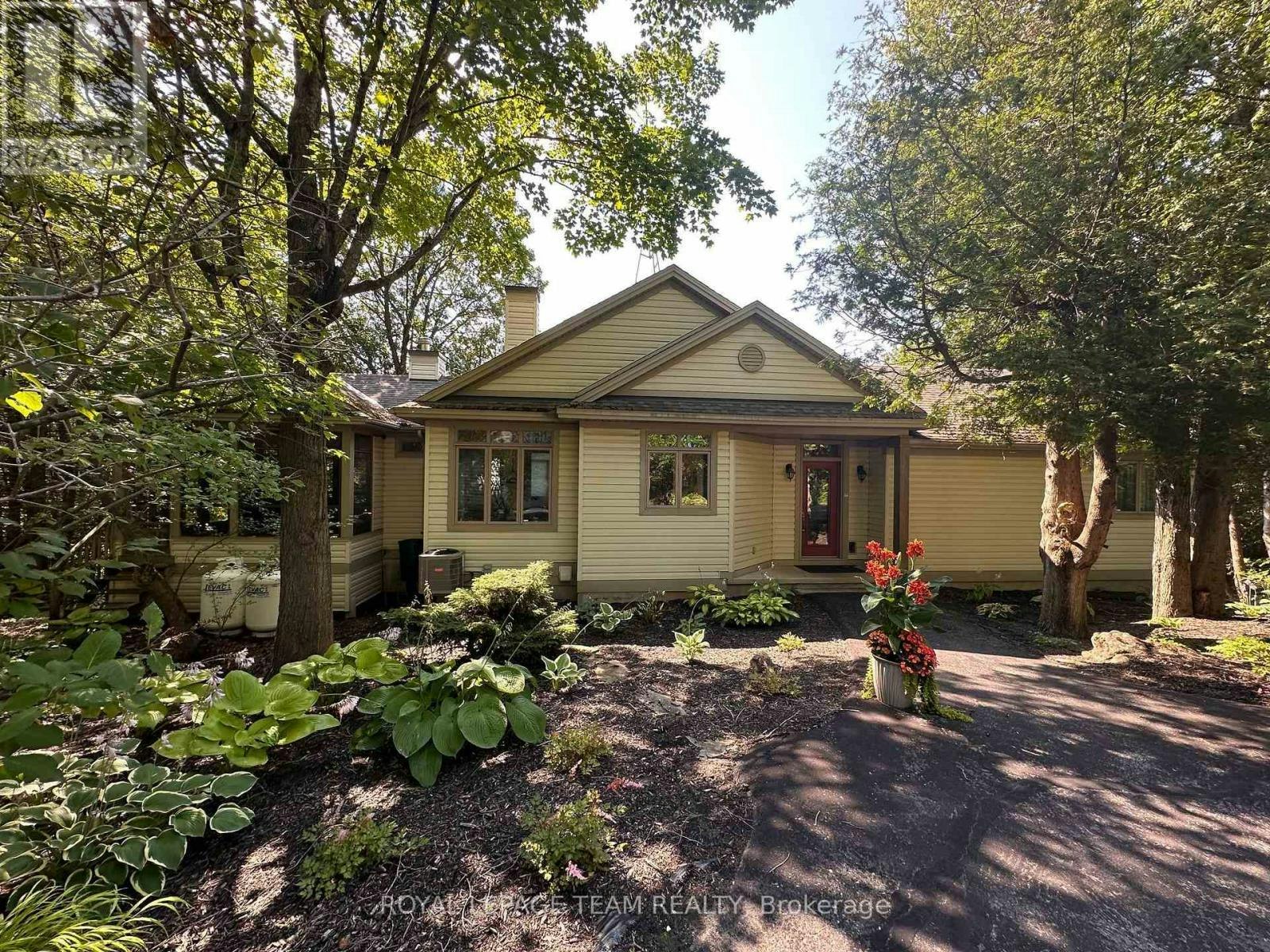 912 Maple Hill Road, Kemptville, ON, K0G 1T0