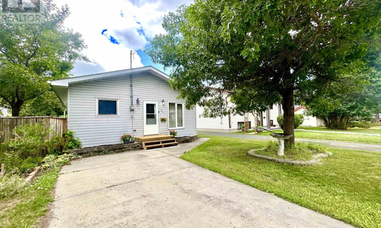 554 Elm Avenue
