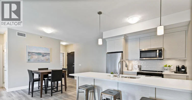 407-728 Brownstone, Lakeshore, ON, N9K 0C4 - 2