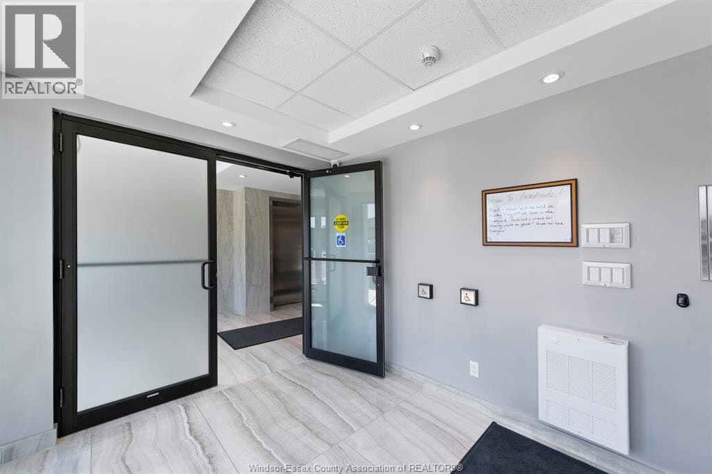 407-728 Brownstone, Lakeshore, ON, N9K 0C4 - 37