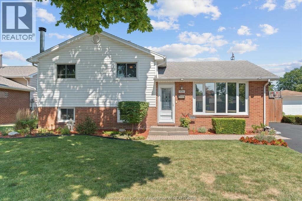 5086 Colbourne Drive, Windsor, ON, N8T 1T8