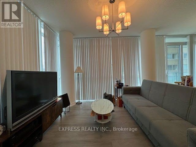 912 BR 2-770 Bay Street, Toronto, ON, M5G 0A6 - 16