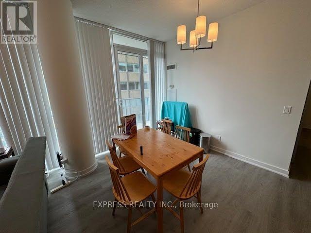 912 BR 2-770 Bay Street, Toronto, ON, M5G 0A6 - 7
