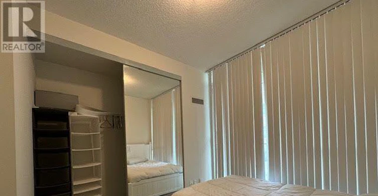 912 BR 2-770 Bay Street, Toronto, ON, M5G 0A6 - 13