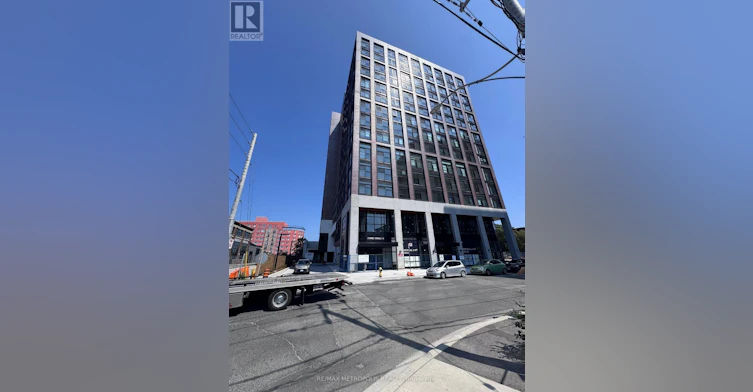 1418-181 Sterling Road, Toronto, ON, M6R 2B2