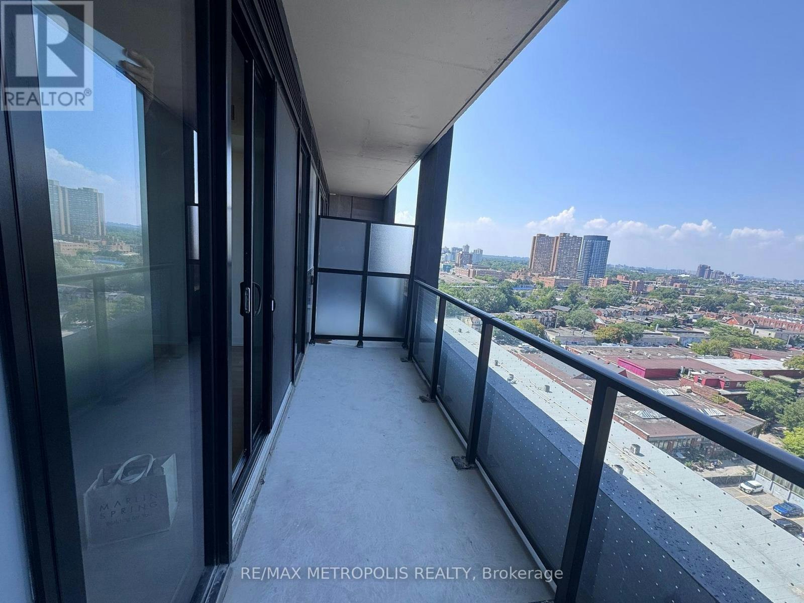 1418-181 Sterling Road, Toronto, ON, M6R 2B2 - 8