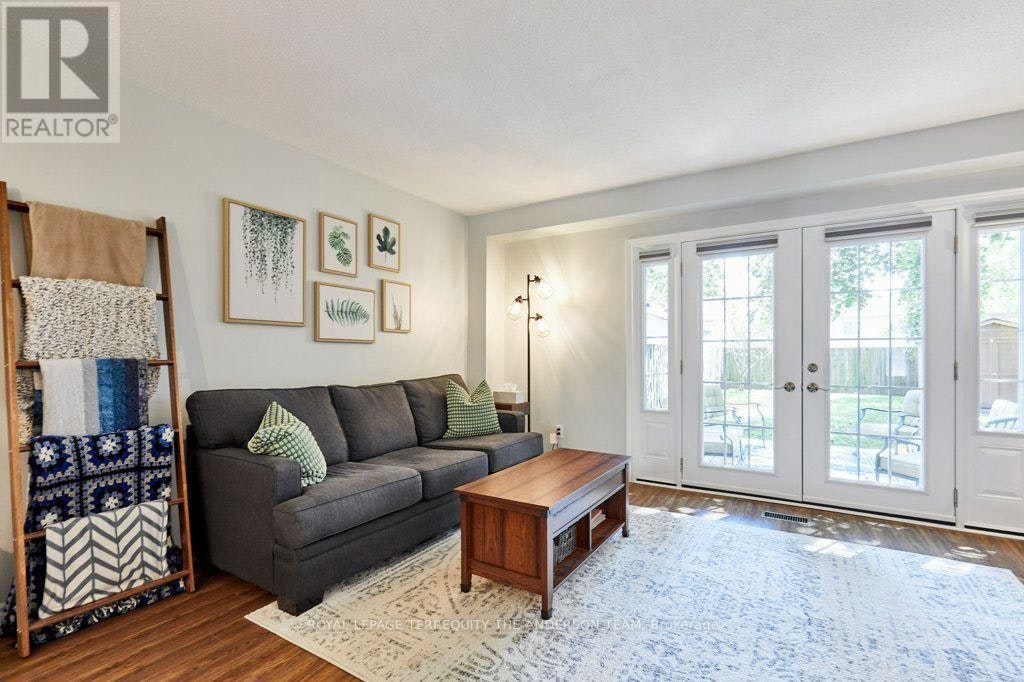 831 Gentry Crescent, Oshawa, ON, L1K 1L6