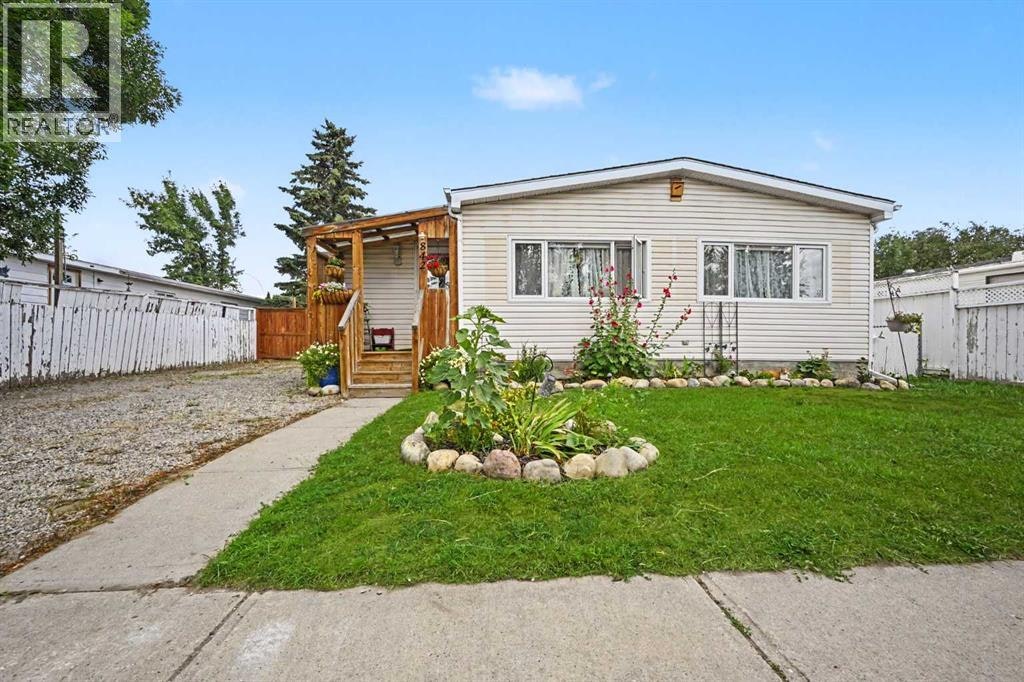 842 Briarwood Road, Strathmore, AB, T1P 1E8