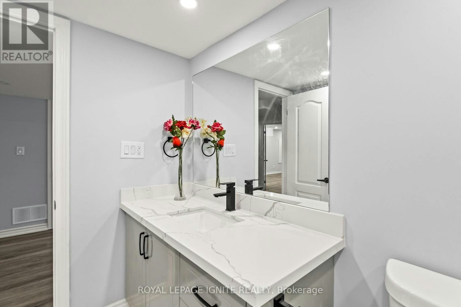 BSMT-7 Vecchia Street, Markham, ON, L6E 1R1 - 33