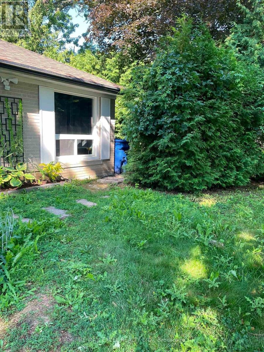 BASEMENT-23 Algonquin Crescent, Aurora, ON, L4G 3E6 - 2
