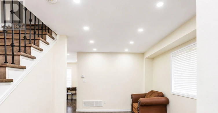 8 Topiary Lane, Brampton, ON, L7A 2K6 - 6