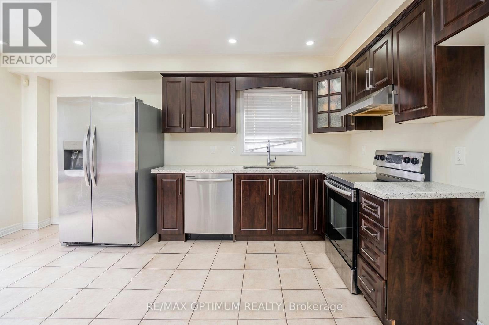 8 Topiary Lane, Brampton, ON, L7A 2K6 - 12