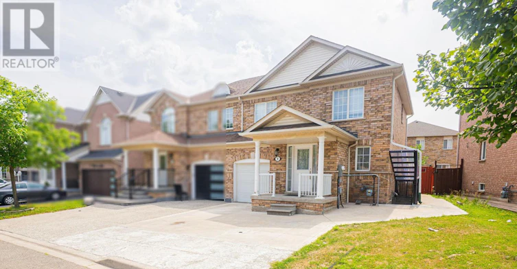 8 Topiary Lane, Brampton, ON, L7A 2K6 - 3