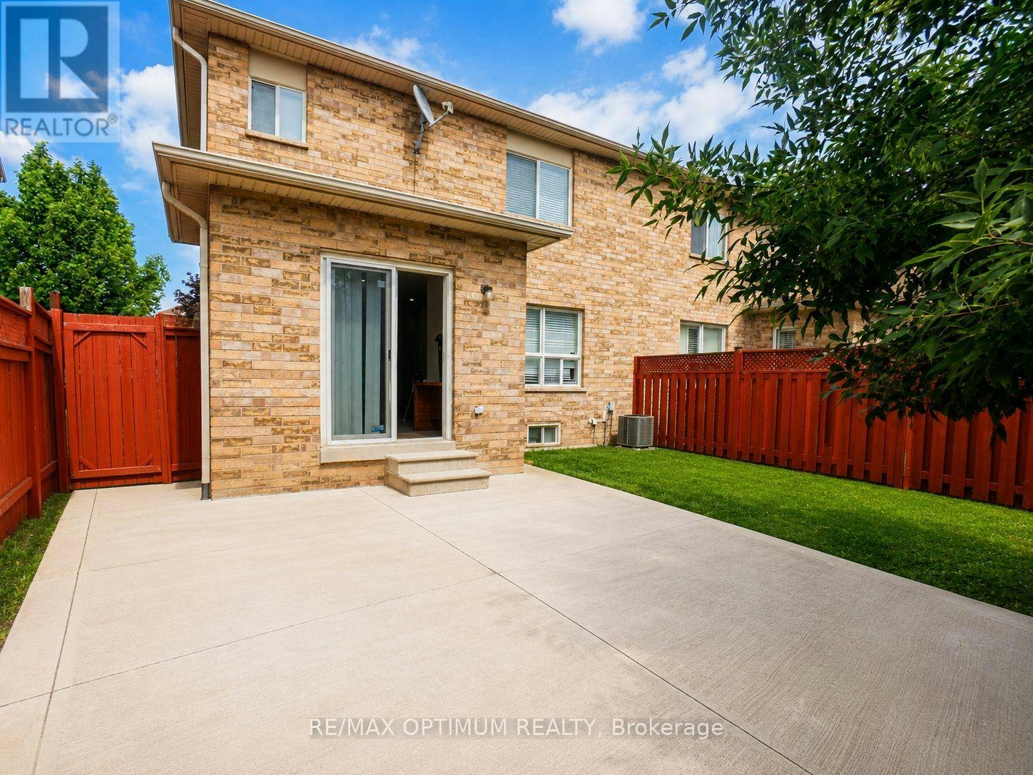 8 Topiary Lane, Brampton, ON, L7A 2K6 - 19