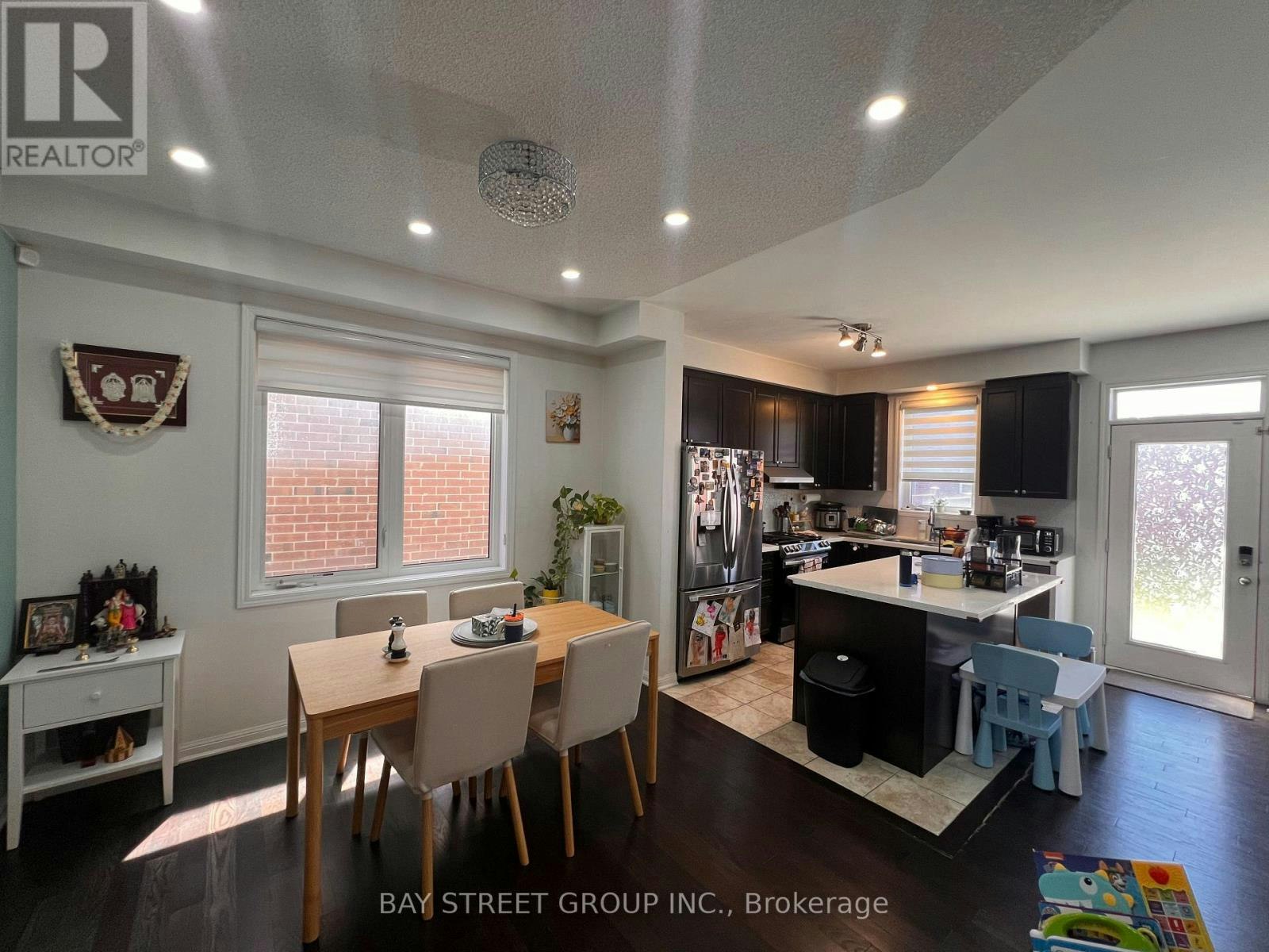 66 Robert Parkinson Drive, Brampton, ON, L7A 0X5 - 5
