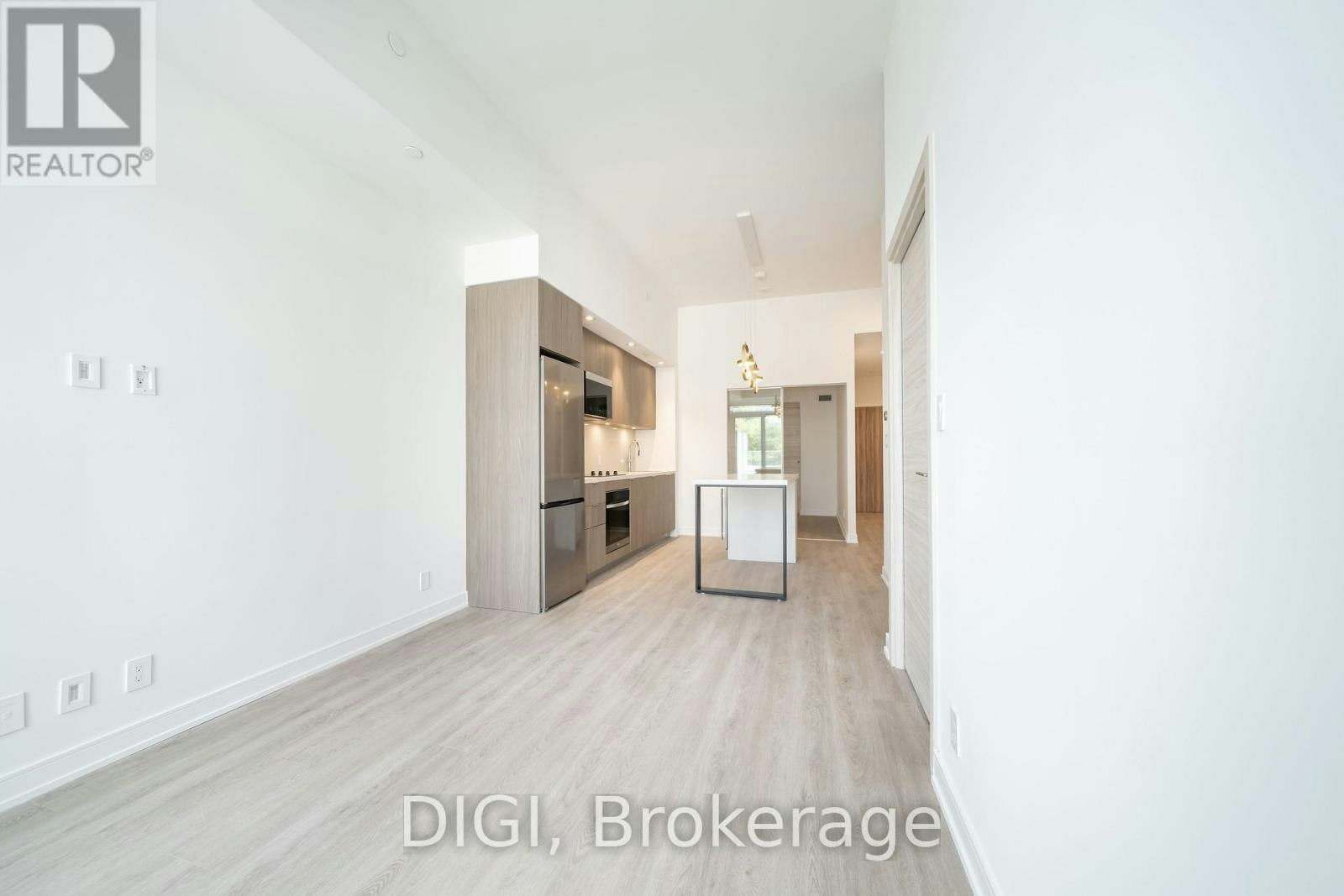 W426-485 Perth Avenue, Toronto, ON, M6N 0B9 - 7