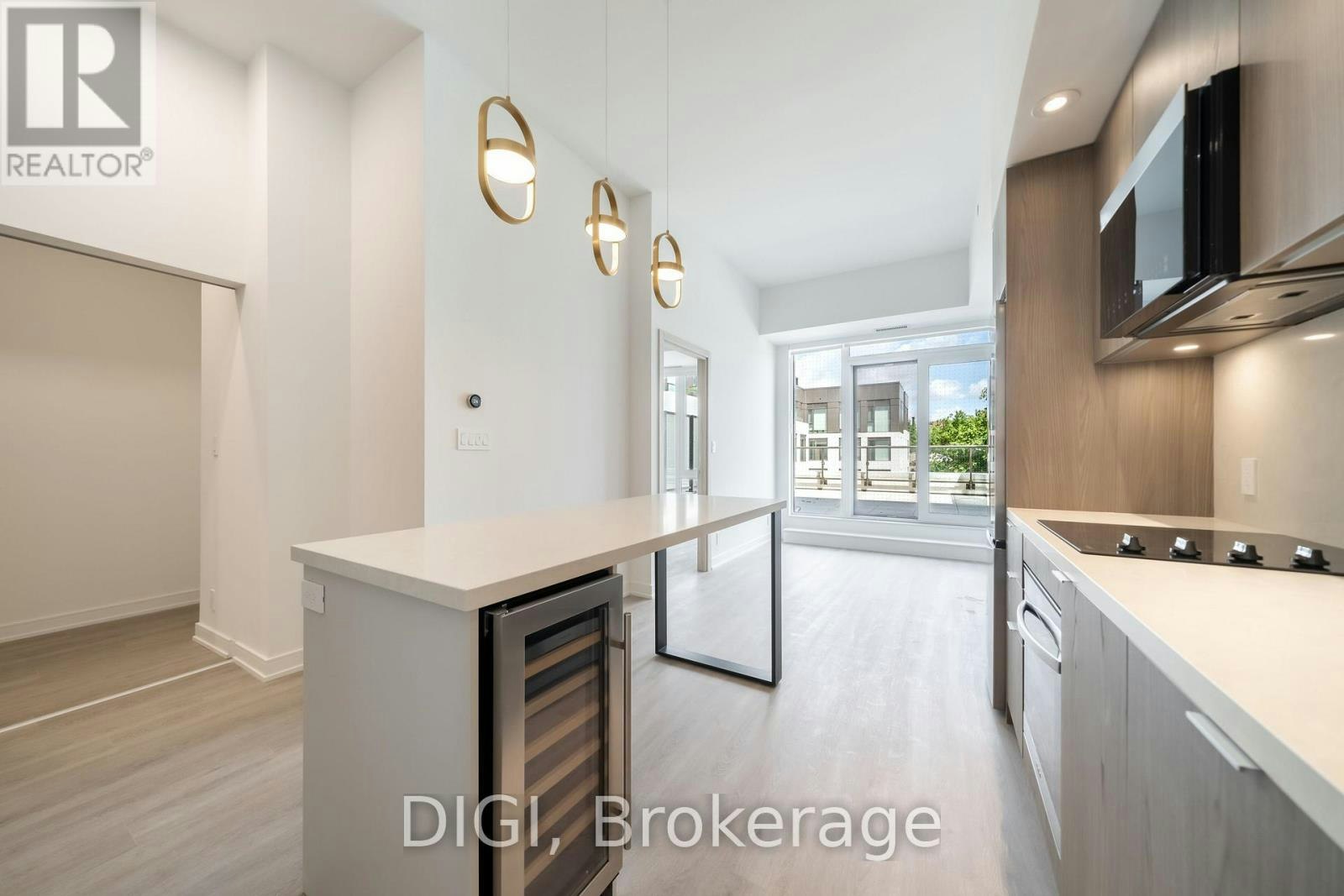 W426-485 Perth Avenue, Toronto, ON, M6N 0B9 - 2