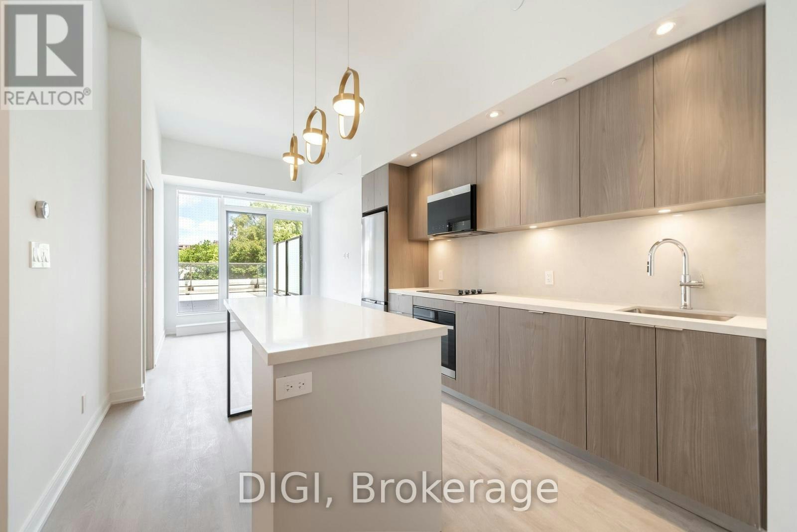 W426-485 Perth Avenue, Toronto, ON, M6N 0B9