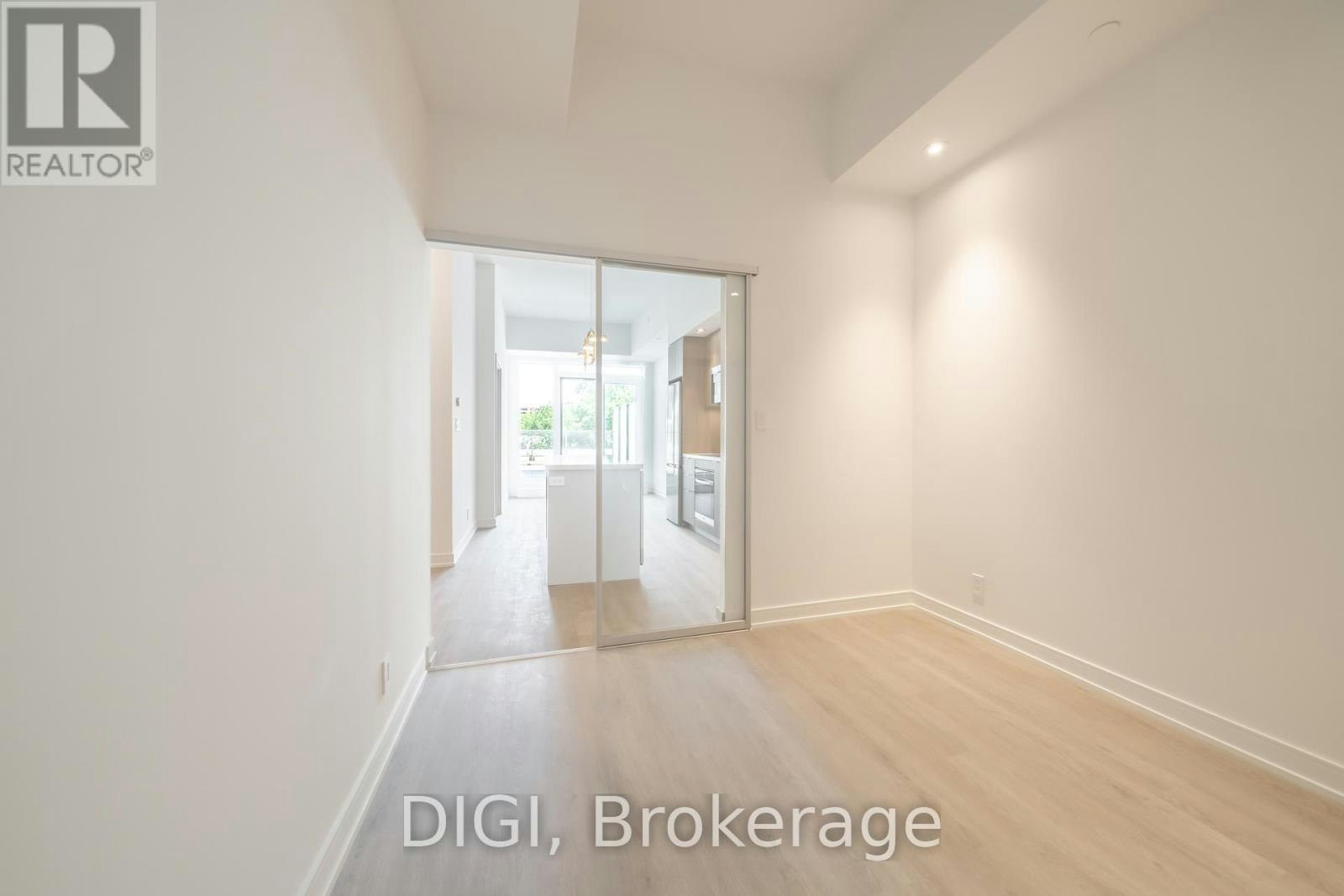 W426-485 Perth Avenue, Toronto, ON, M6N 0B9 - 16