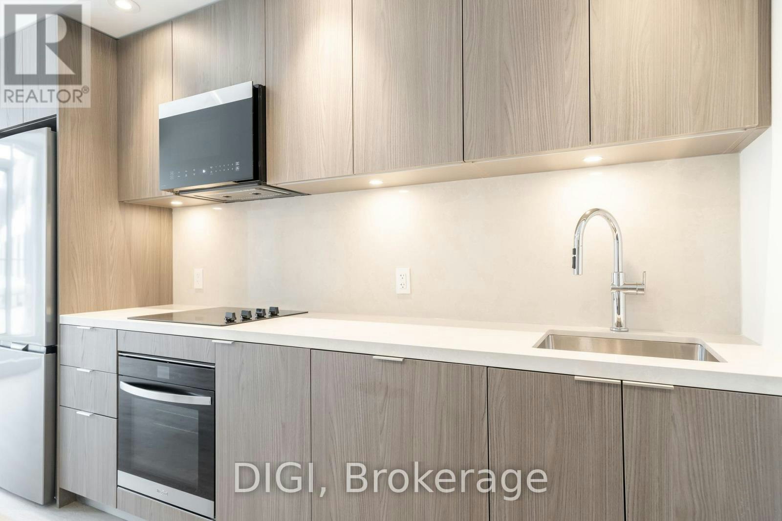 W426-485 Perth Avenue, Toronto, ON, M6N 0B9 - 5