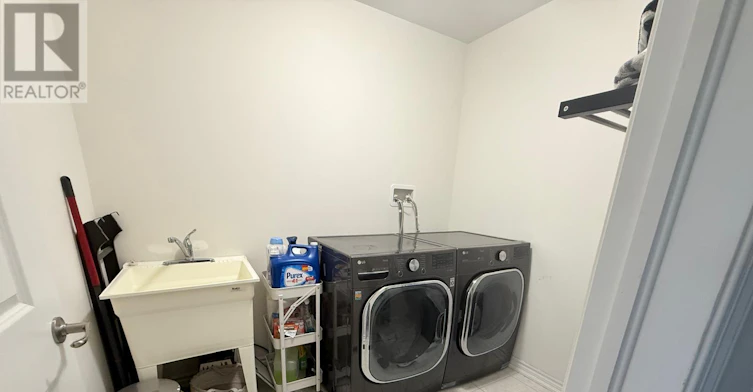8 Moriarity Drive, Brant, ON, N3L 0K4 - 14