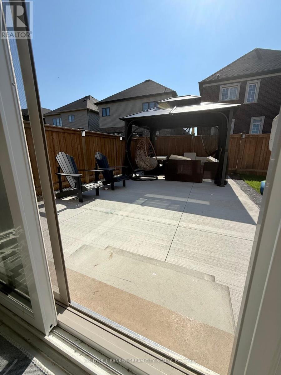 8 Moriarity Drive, Brant, ON, N3L 0K4 - 15