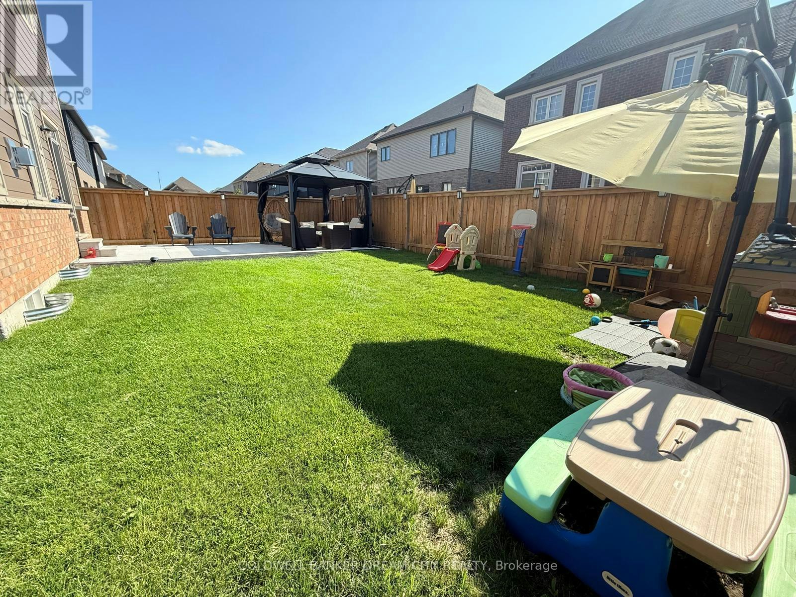8 Moriarity Drive, Brant, ON, N3L 0K4 - 16