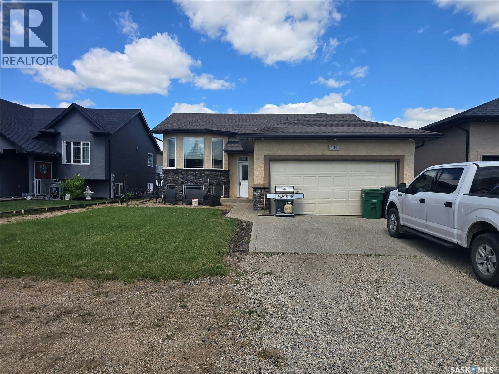 444 5th Avenue, Pilot Butte, SK, S0G 3Z0