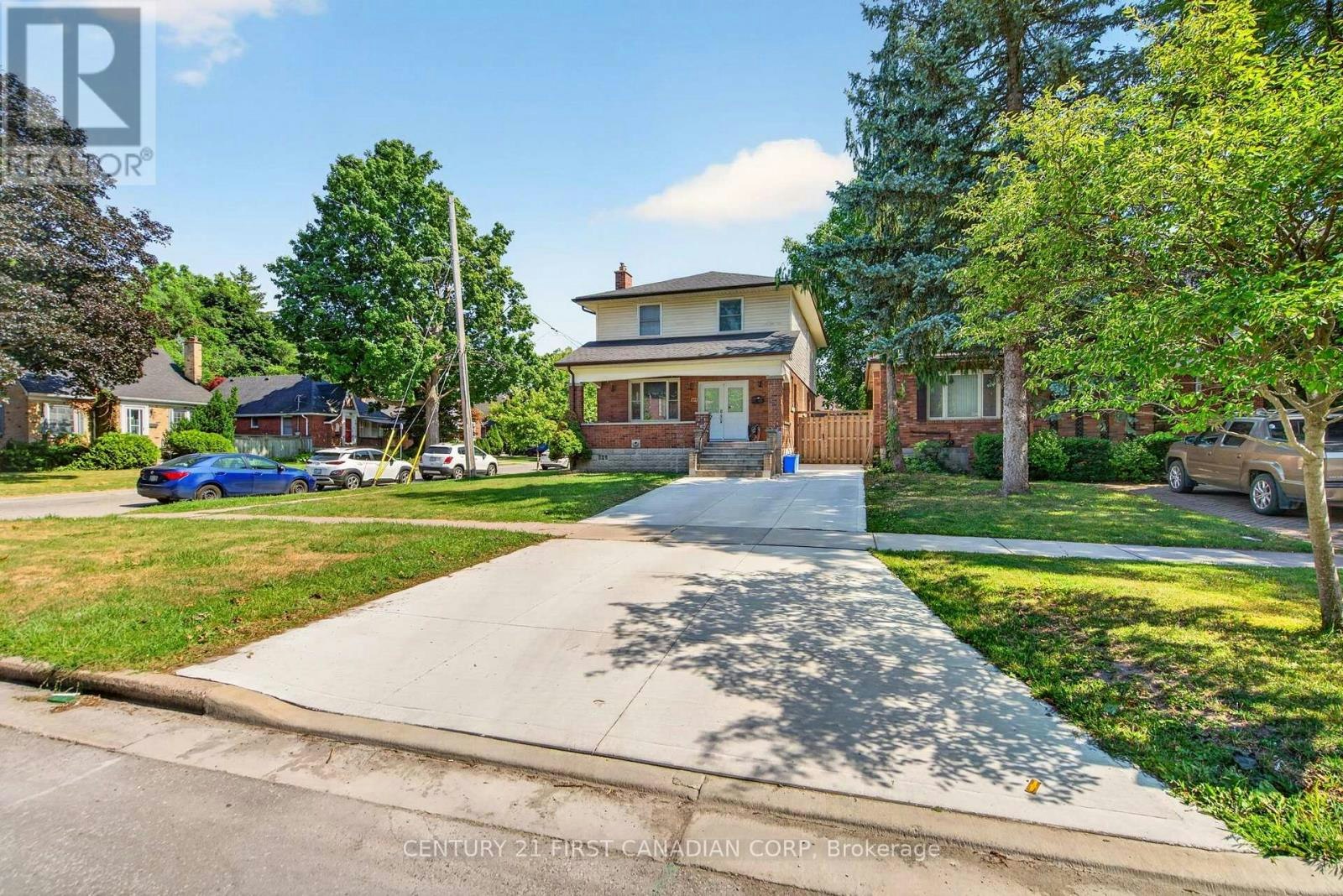 569 Cheapside Street, London, ON, N5Y 3X7