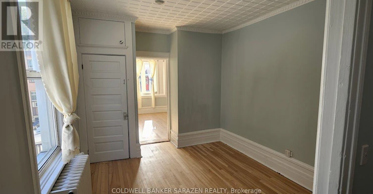 263 St Andrew Street, Ottawa, ON, K1N 5G8 - 4