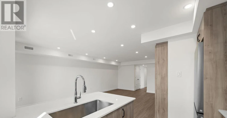 UPPER-1231 Shillington Avenue, Ottawa, ON, K1Z 7Z9 - 13