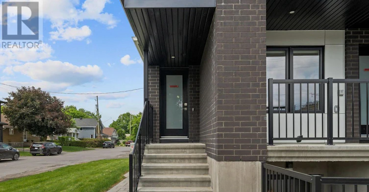UPPER-1231 Shillington Avenue, Ottawa, ON, K1Z 7Z9 - 3