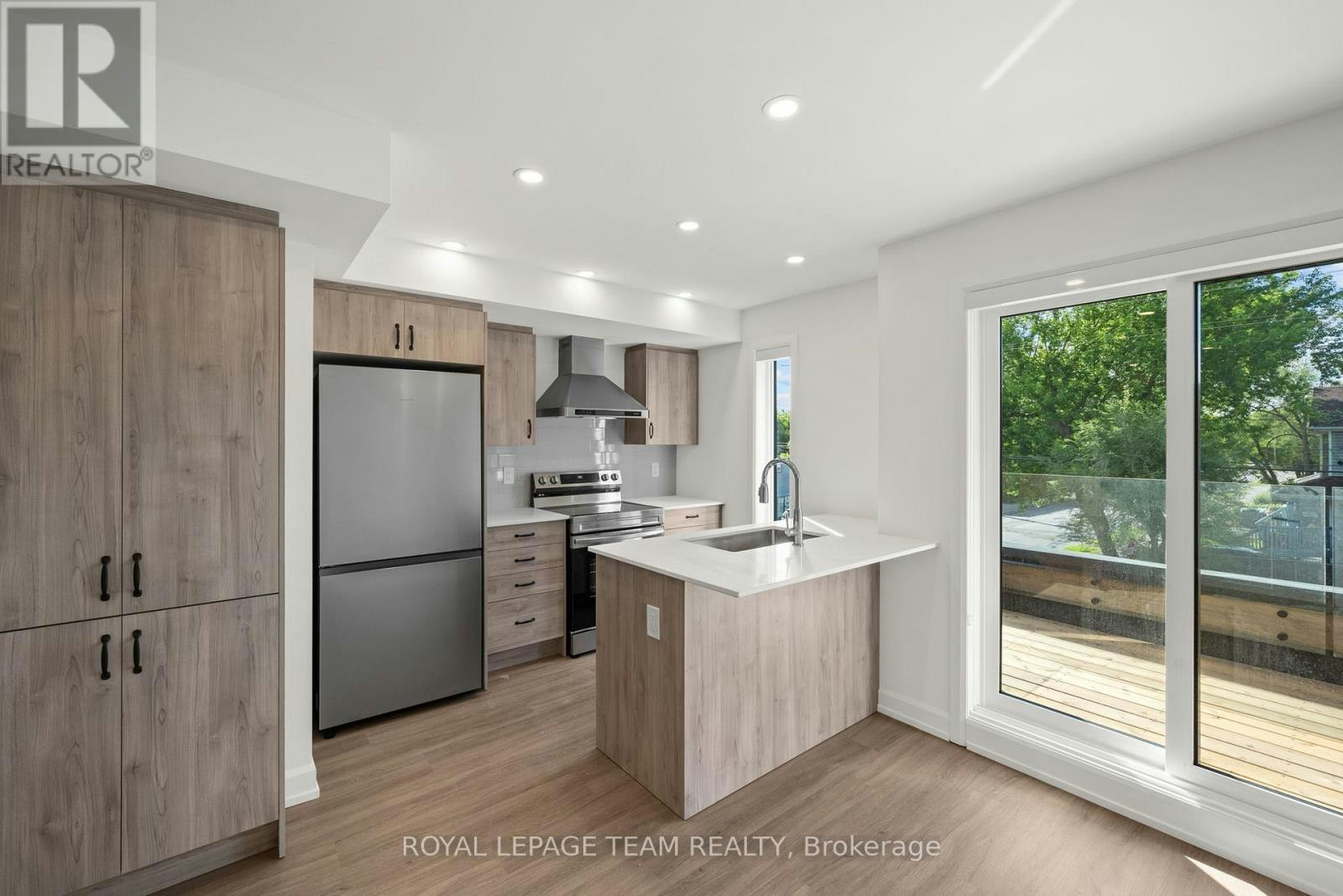UPPER-1231 Shillington Avenue, Ottawa, ON, K1Z 7Z9 - 10