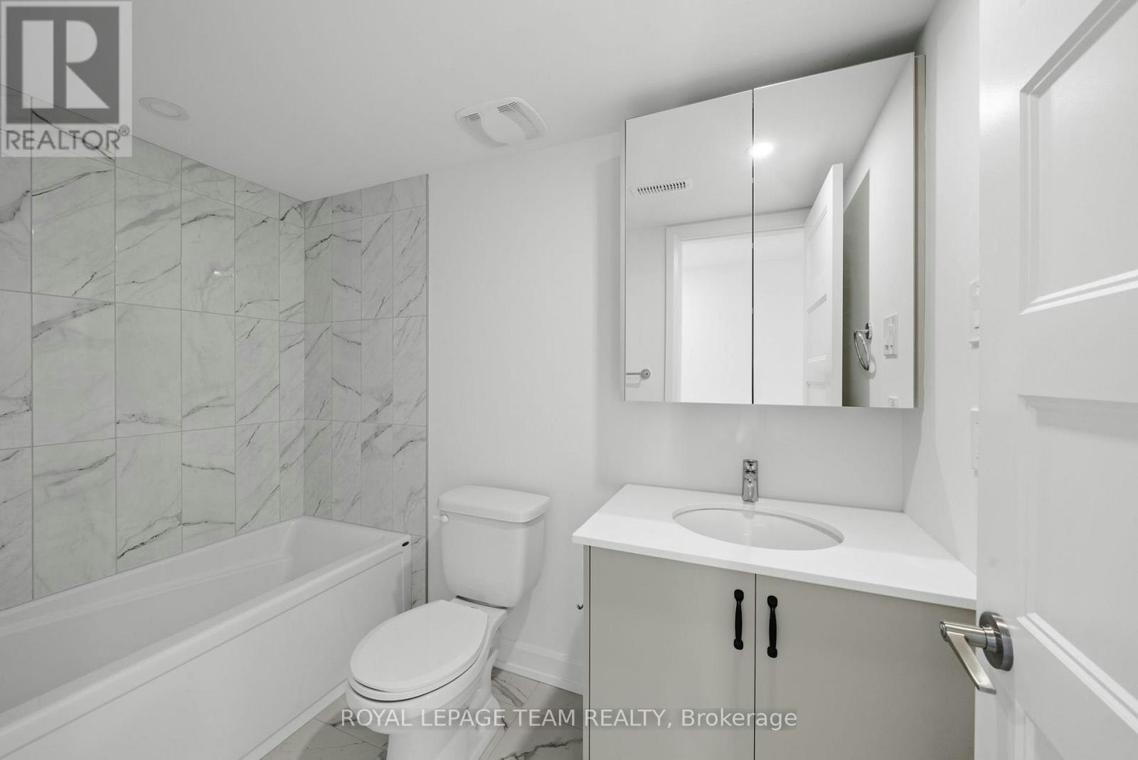 UPPER-1231 Shillington Avenue, Ottawa, ON, K1Z 7Z9 - 25