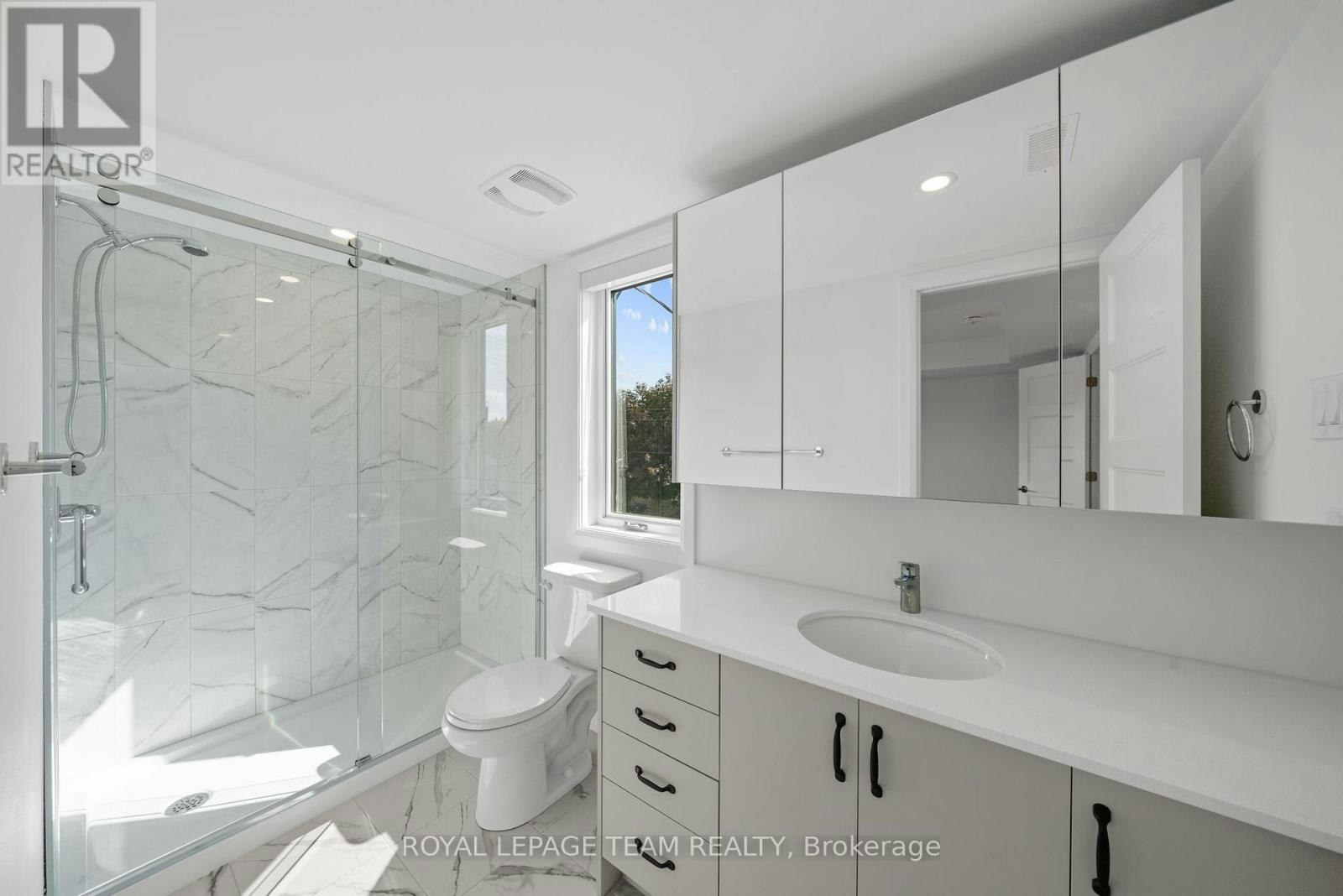 UPPER-1231 Shillington Avenue, Ottawa, ON, K1Z 7Z9 - 21