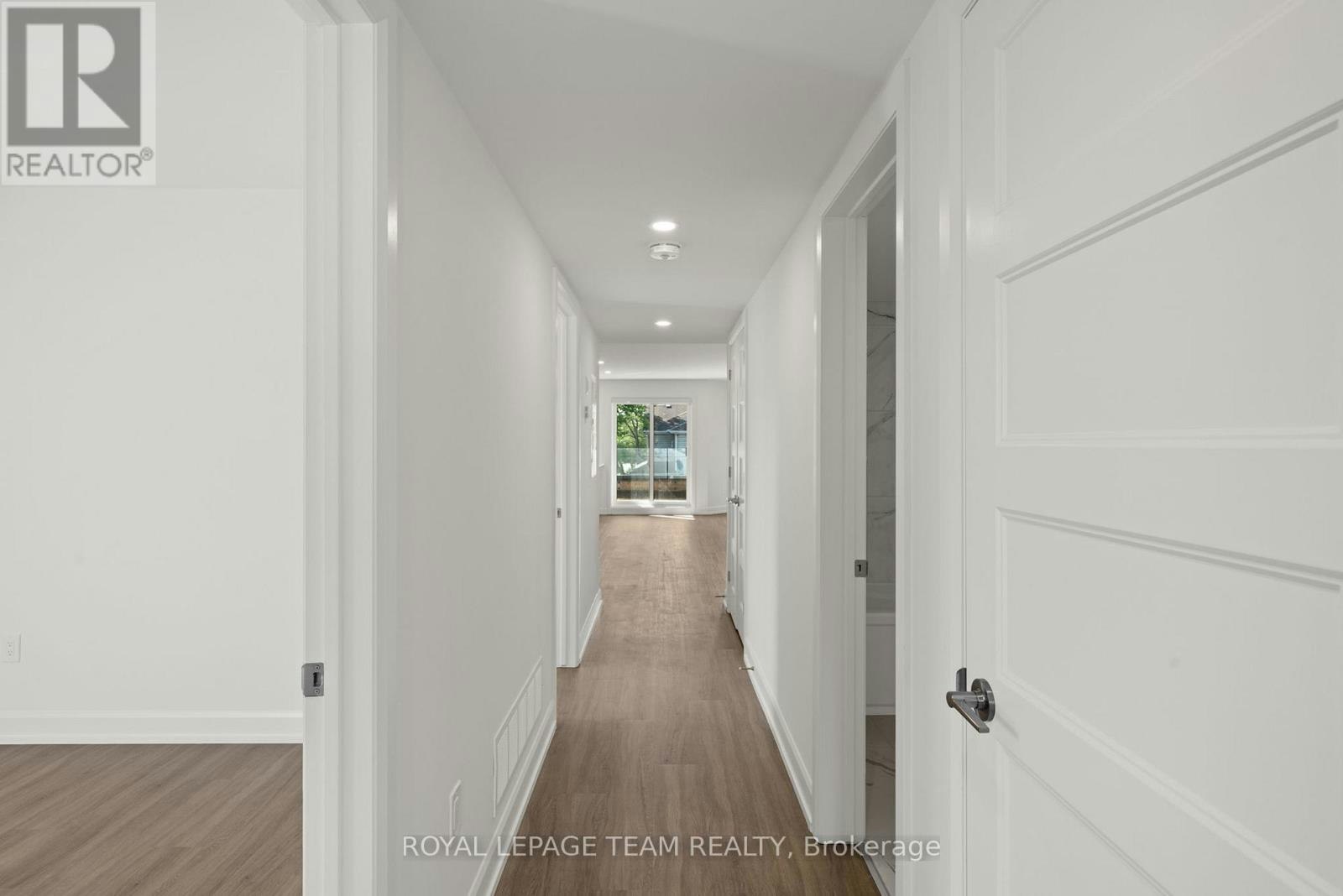 UPPER-1231 Shillington Avenue, Ottawa, ON, K1Z 7Z9 - 22