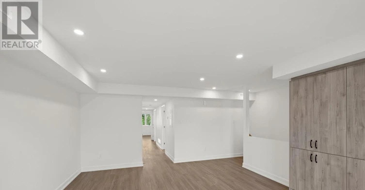 UPPER-1231 Shillington Avenue, Ottawa, ON, K1Z 7Z9 - 8