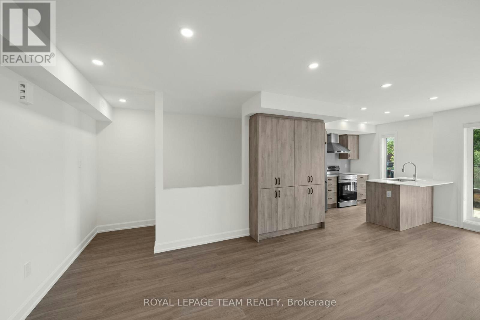 UPPER-1231 Shillington Avenue, Ottawa, ON, K1Z 7Z9 - 6