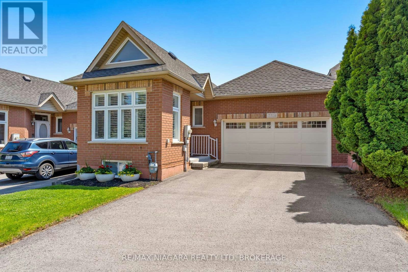 2314 Stonehaven Avenue, Niagara Falls, ON, L2J 4K1