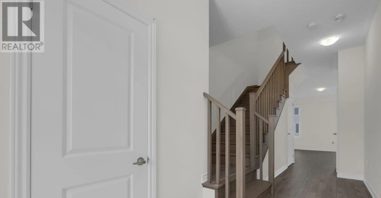 4 Rochester Drive, Barrie, ON, L9J 0J9 - 4