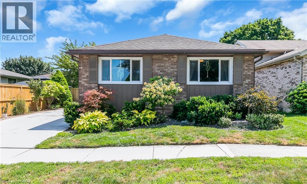 12 Earl Drive, Chatham-Kent, ON, N7M 5Z2